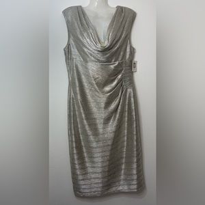 ANNE KLEIN DRESS IN SIZE 10 IN CHAMPAGNE COLOR